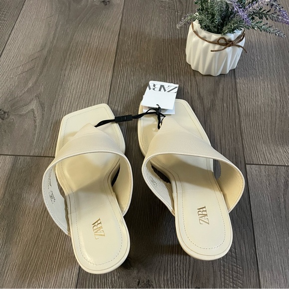 Zara Wide Strap With Toe Post Heeled Leather Sandals Sz:7.5 NWT - Picture 12 of 14